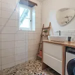 Charmante Maison Avec Piscine 別荘 *