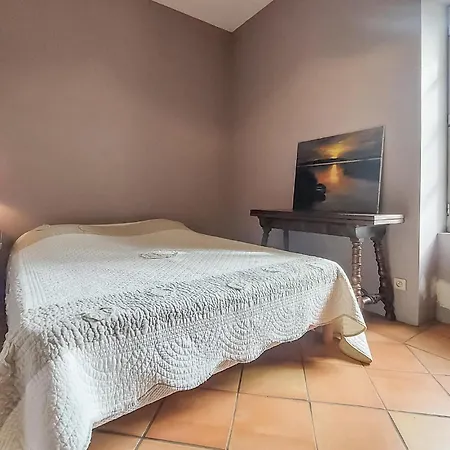Charmante Maison Holiday home Saint-Aubin-de-Cadelech
